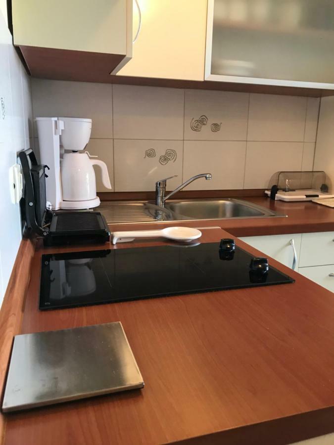 Studio Apartman Lorenzo 乌马格 外观 照片