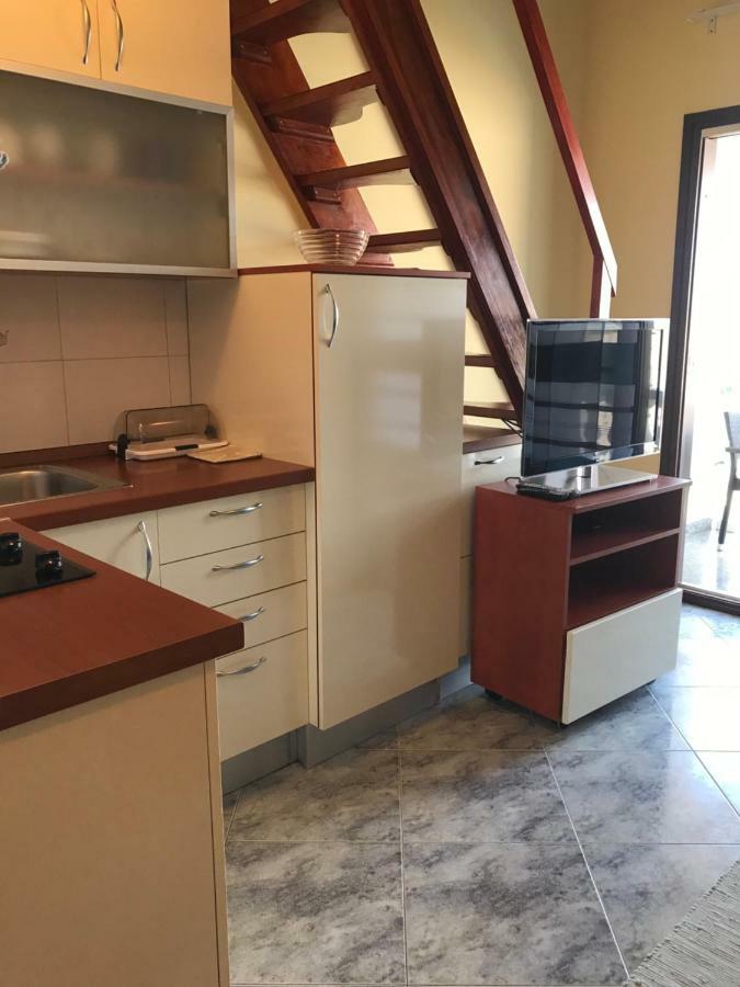 Studio Apartman Lorenzo 乌马格 外观 照片