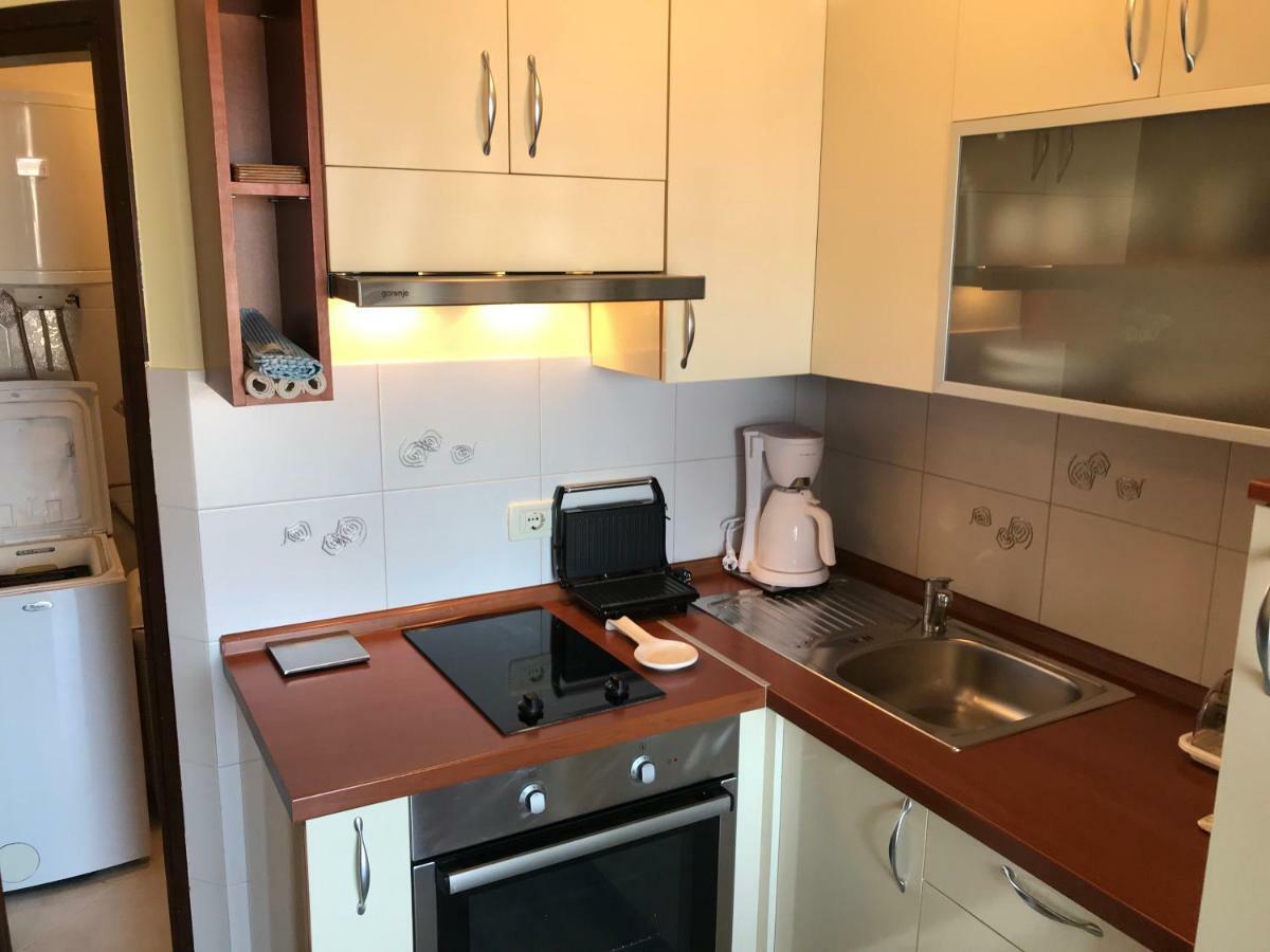 Studio Apartman Lorenzo 乌马格 外观 照片